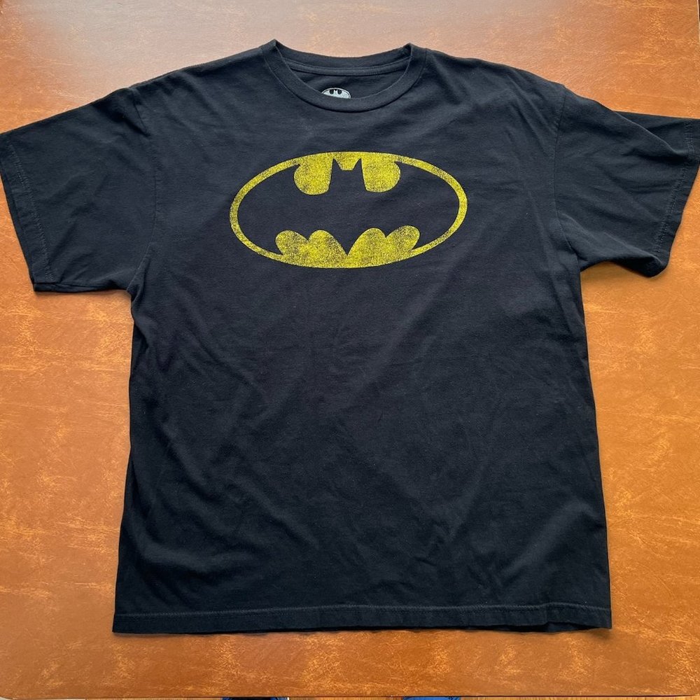 Batman Logo DC Comics Short Sleeve Soft Cotton Black Crew Neck T-Shirt (Men's L)